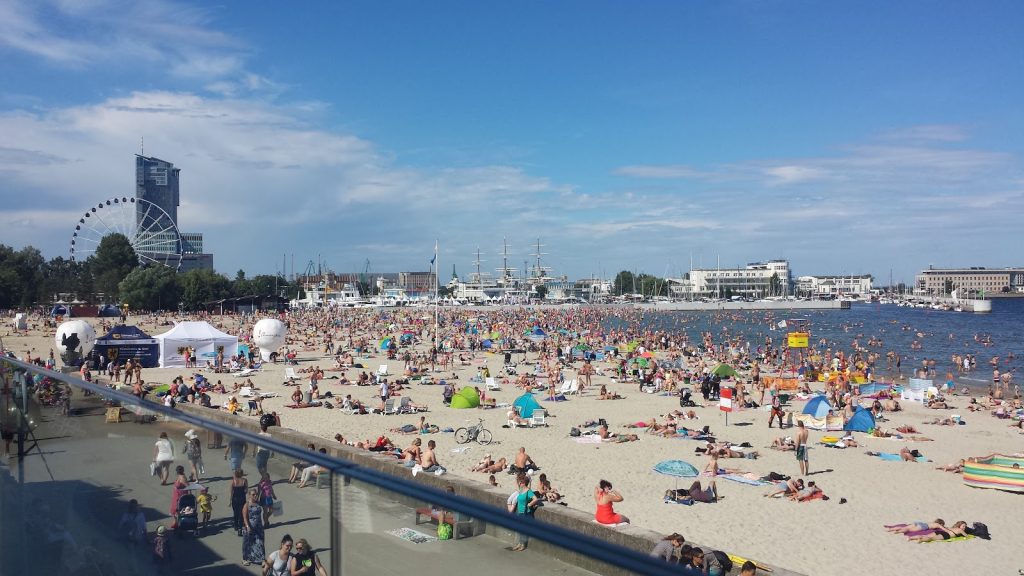 Plaże w Gdyni 2026: gdzie można się kąpać, najlepsze miejsca, jak dojechać