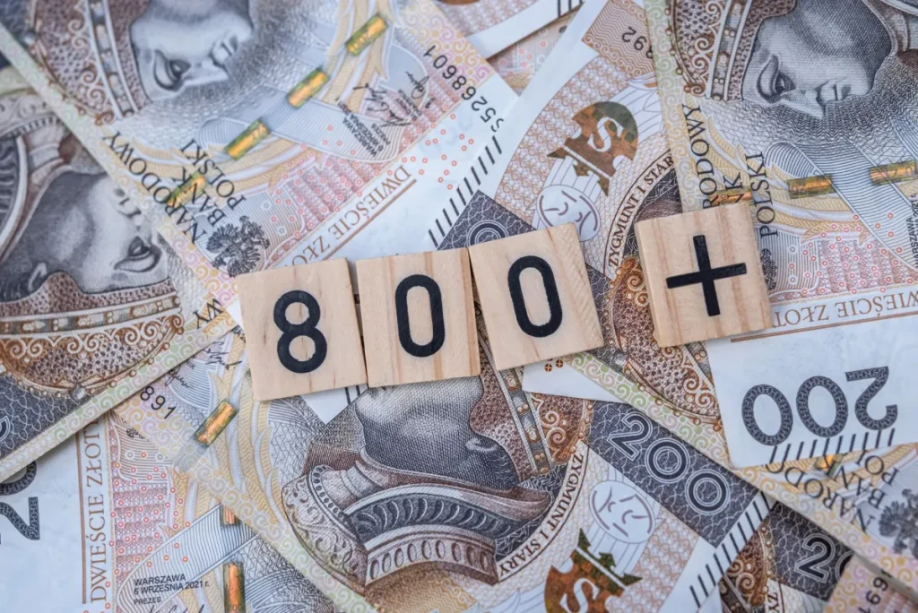 800 plus na nowy okres: jak złożyć wniosek i kiedy ZUS wypłaci pieniądze 800 plus na nowy okres: jak złożyć wniosek i kiedy ZUS wypłaci pieniądze