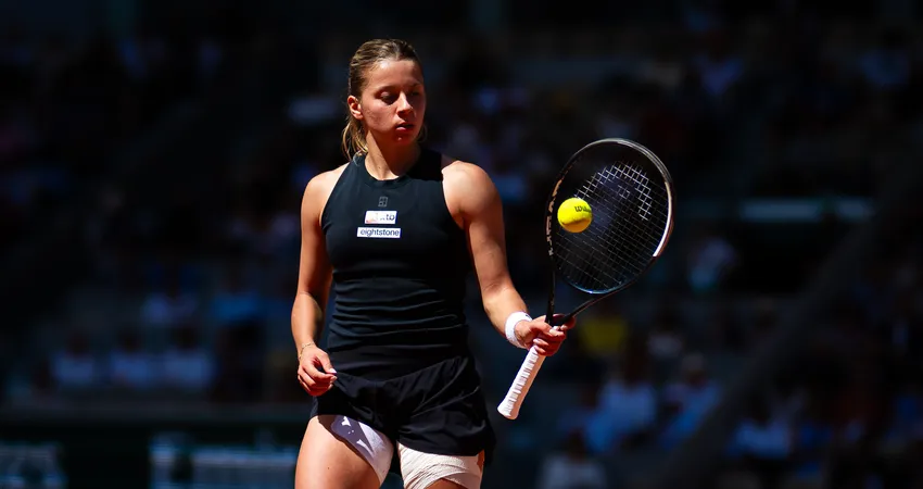 Wimbledon 2026 przed Mają Chwalińską: dzika karta czy kwalifikacje