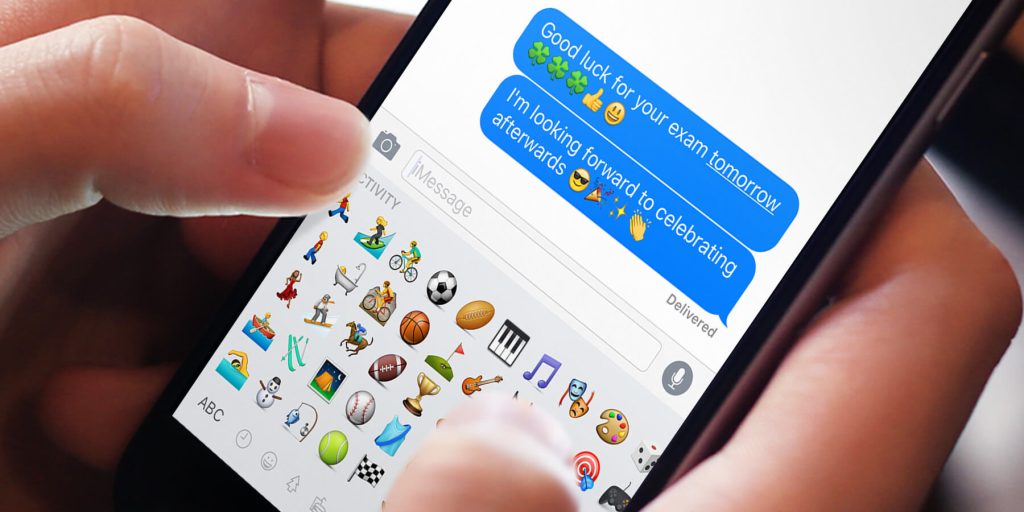 Co oznacza emoji 👀: kiedy używać