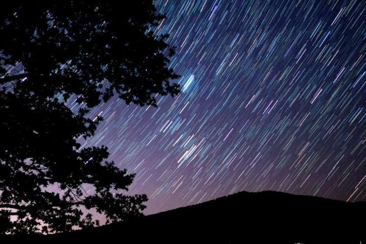Rój meteorów Perseidy 2026: kiedy i gdzie obserwować w Polsce, data i porady
