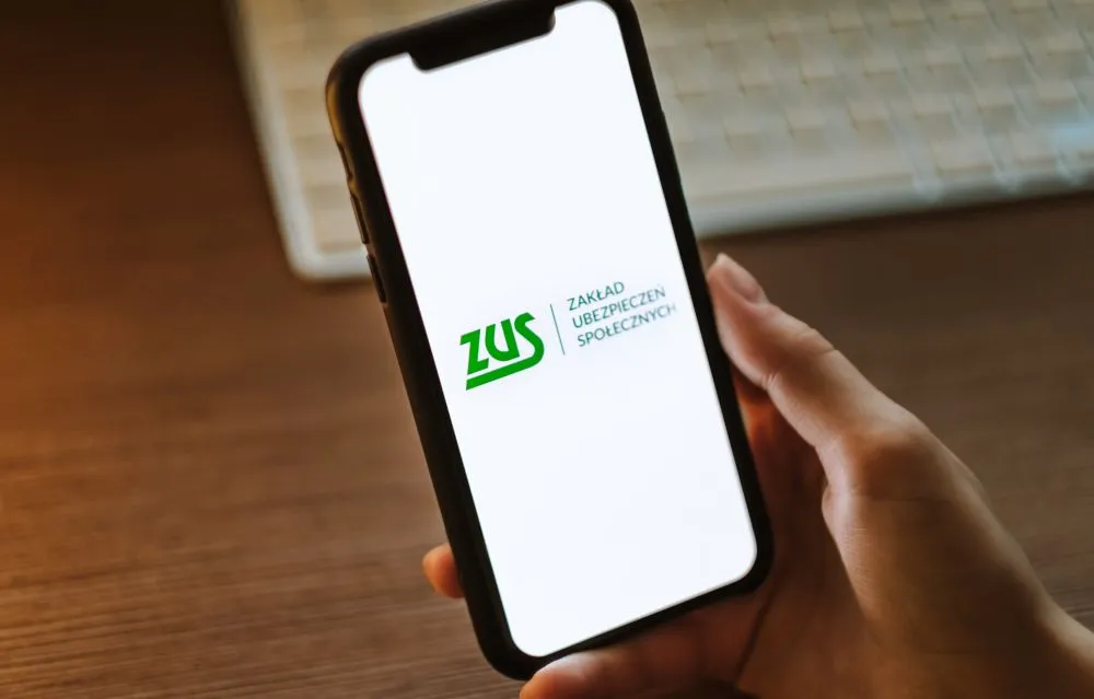 Nowa legitymacja emeryta-rencisty 2026. Kto ją otrzyma i czy trzeba składać wniosek?