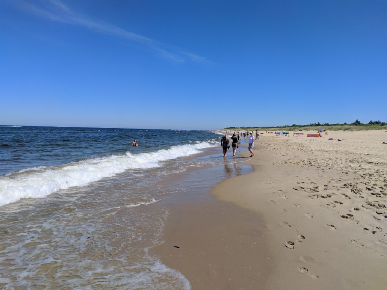 Ranking plaż w Polsce według Magazynu Travelist 2026: Turyści wybrali miejsca dla rodzin, aktywnych i fanów zdjęć