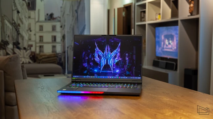 Acer Predator Helios 18 AI