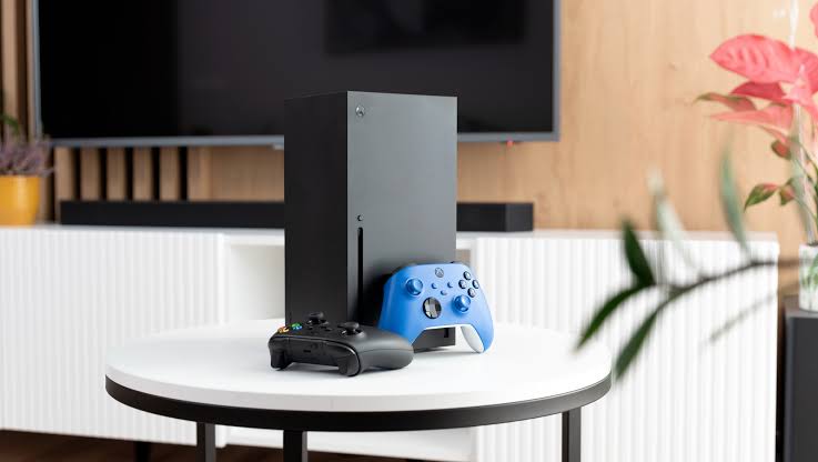 Xbox w kryzysie. Sprzedaż konsol może spaść do historycznego minimum. Nowe prognozy niepokoją graczy Xbox w kryzysie. Sprzedaż konsol może spaść do historycznego minimum. Nowe prognozy niepokoją graczy