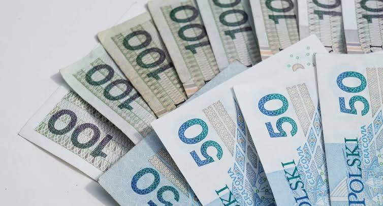 Podatek CIT w Polsce. Tyle podatku płacą firmy. Raport pokazuje realne obciążenia biznesu