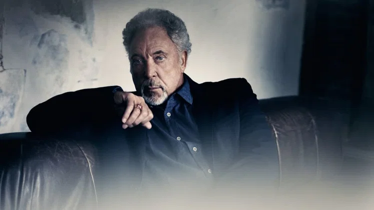 Tom Jones wystąpi w Sopocie: data koncertu, bilety i największe przeboje artysty