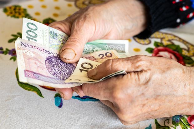 Trzynasta emerytura 2026: kiedy wypłata, kto dostanie