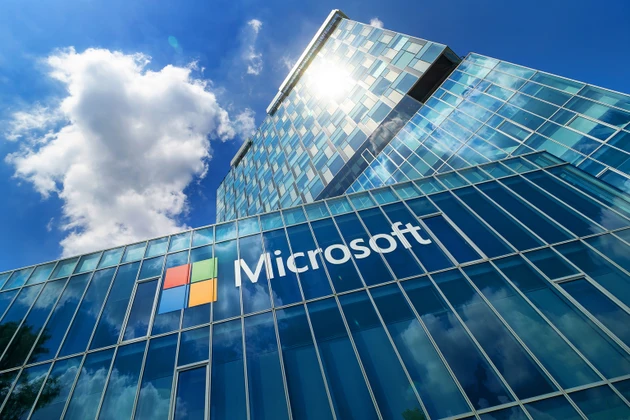 Microsoft planuje nowy chip AI. Wedbush: to dobra wiadomość dla Marvella i TSMC Microsoft planuje nowy chip AI. Wedbush: to dobra wiadomość dla Marvella i TSMC