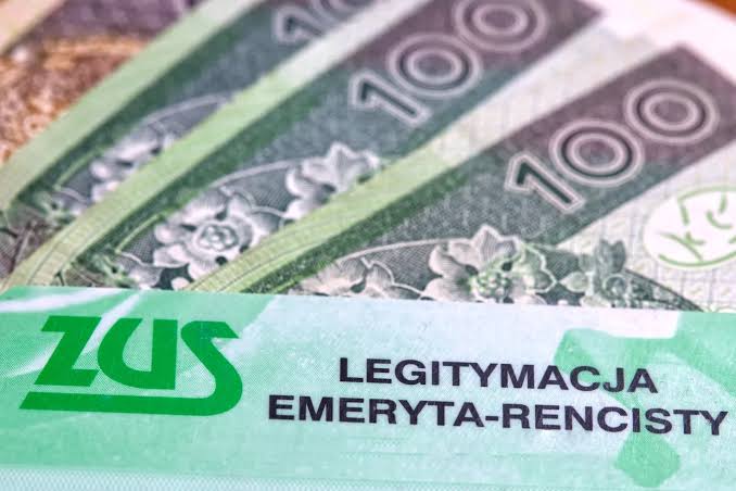 Nowa legitymacja emeryta-rencisty 2026. Czy stary dokument nadal jest ważny? Nowa legitymacja emeryta-rencisty 2026. Czy stary dokument nadal jest ważny?
