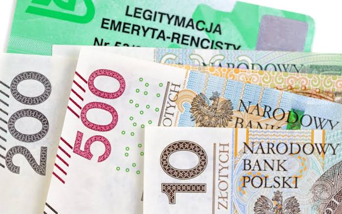 Emerytura stażowa 2026: zasady, jak obliczyć