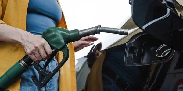 Ile kosztuje paliwo w Polsce? Benzyna zmierza do 8 zł, diesel do 9 zł