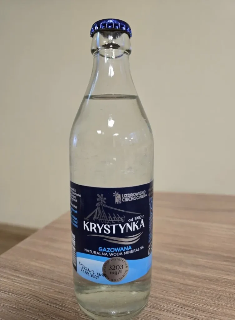 Woda KRYSTYNKA wycofana ze sprzedaży. Sprawdź numer partii i datę