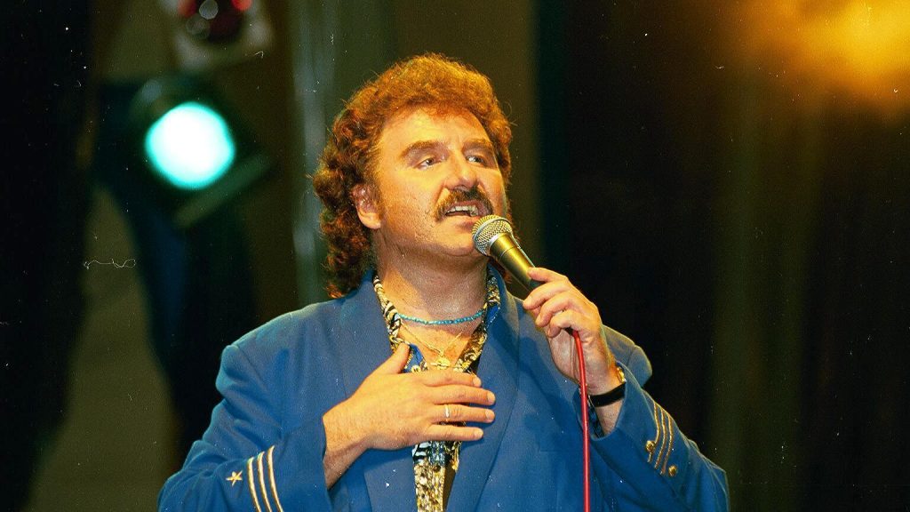 Krzysztof Krawczyk: życie i twórczość legendarnego artysty Krzysztof Krawczyk: życie i twórczość legendarnego artysty